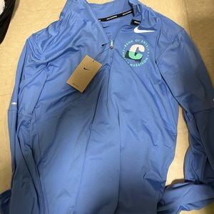 Mens Chicago Marathon half zip size small (FD2681 450)